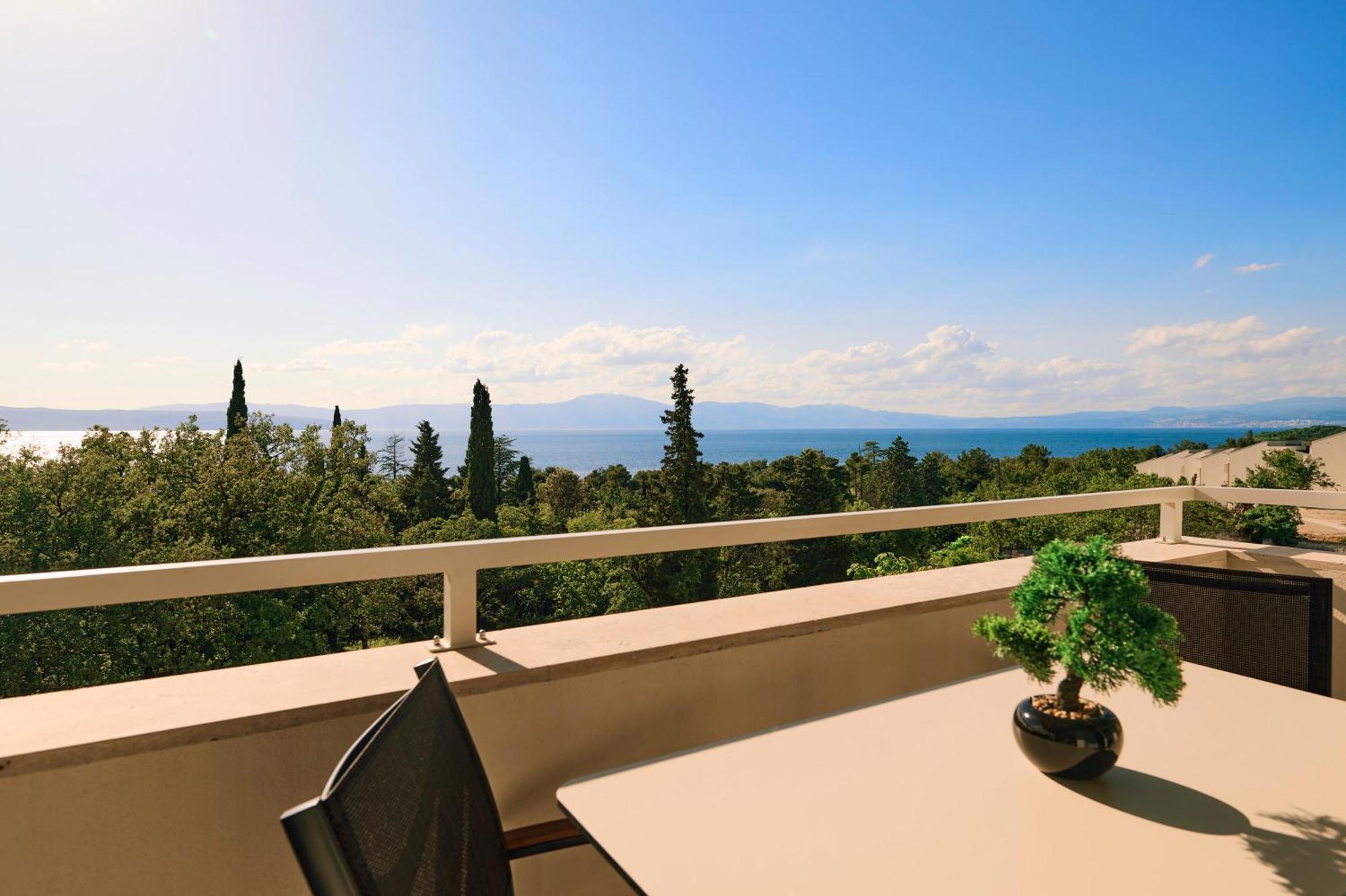 Malinska Green Apartments Екстериор снимка